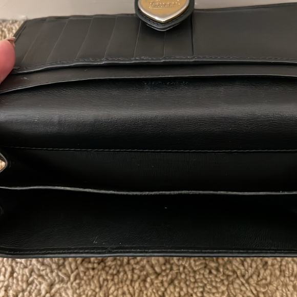 Gucci Emily horsebit bag comes with free gift.  Box not included. - Picture 14 of 14